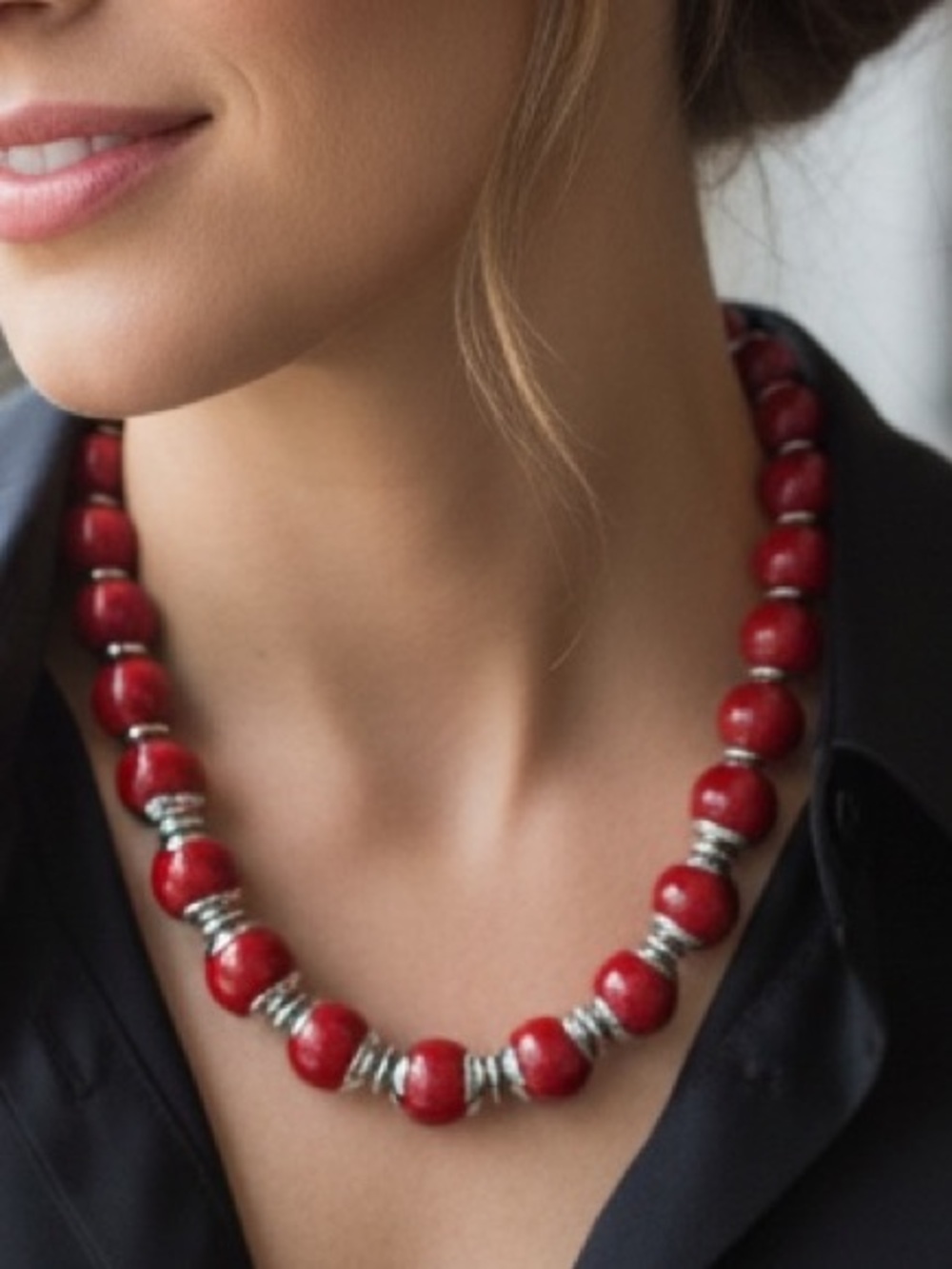 VINTAGE CHUNKY CHERRY RED & SILVER BEADED STATEMENT CHOKER NECKLACE